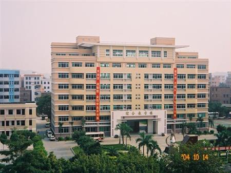 文科生热门大学-广东交通职业学院图片