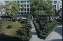 填报问题:眉山职业学院是公办还是民办专科？