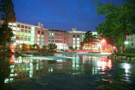 四川二本理科临床医学专业分数线最高大学