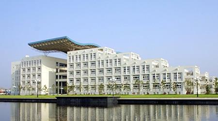 湖北本科对比:选择江汉大学还是湖北大学好？