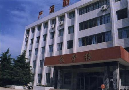 陇东学院图片