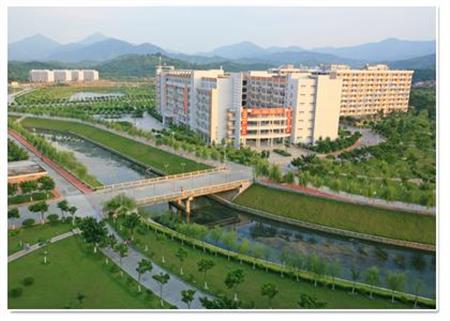 2017广州城建职业学院排名第325