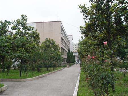 六盘水师范学院