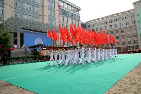 热门黑龙江大学-黑龙江交通职业学院图片